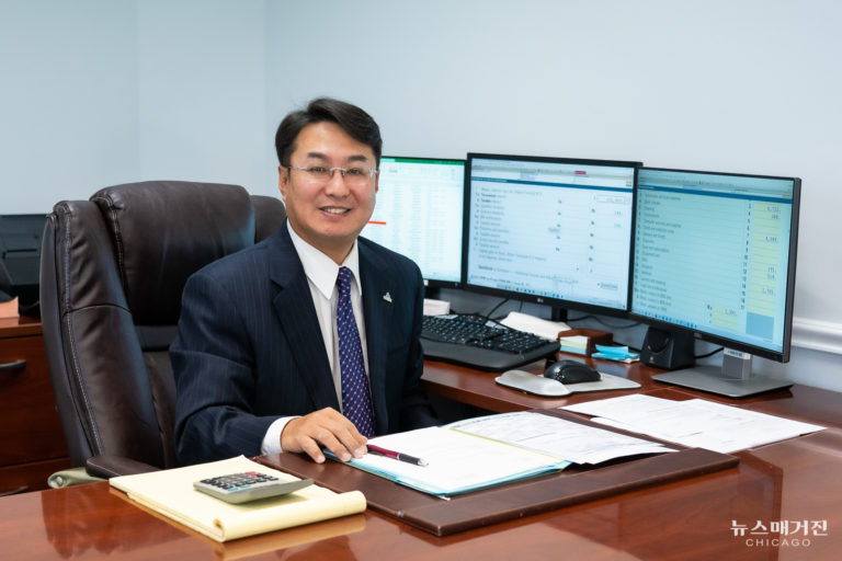 뉴스매거진 0112 사진 3 - 이준석 회계사-1