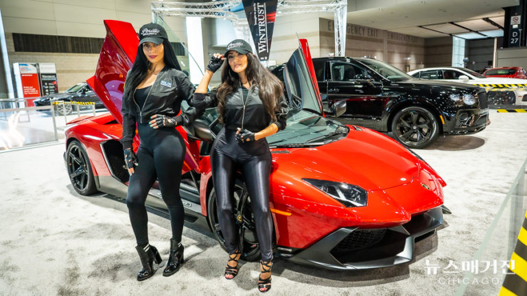 Chicago Auto Show-99